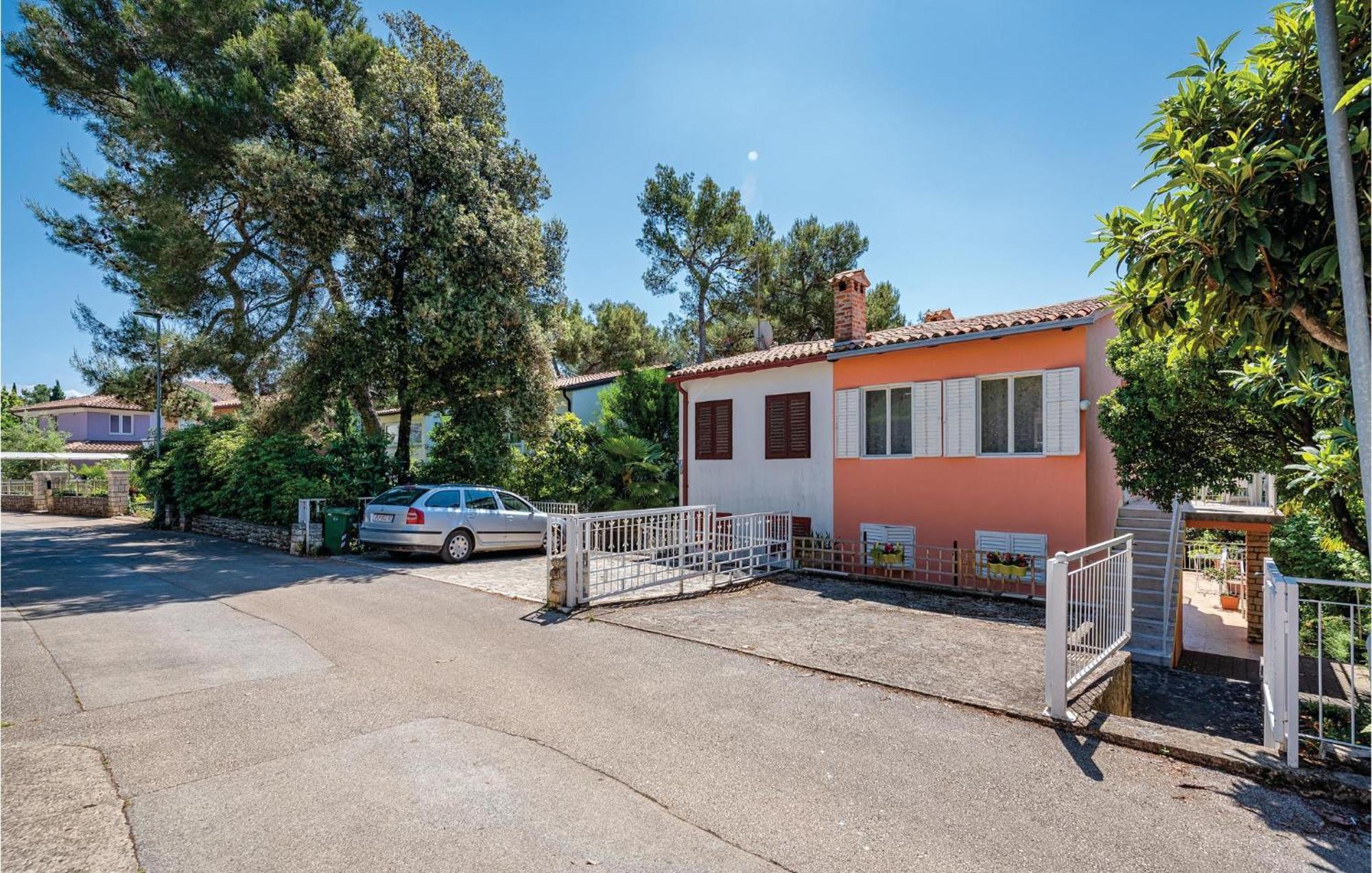 Amazing Apartment In Rovinj With Wifi Esterno foto